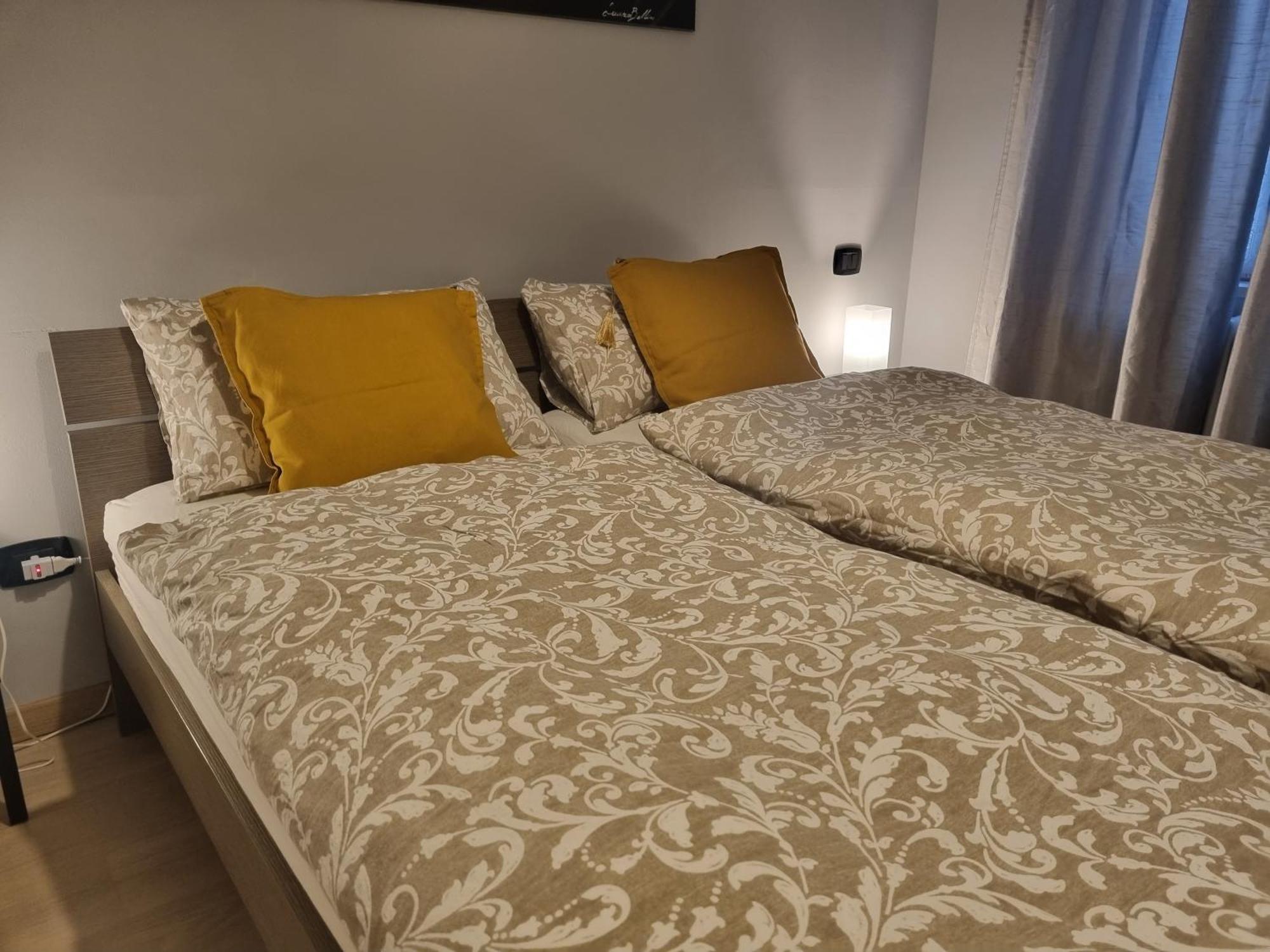 Apartments Via Roma 로베레토 외부 사진
